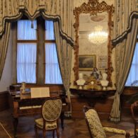 Výlet do sklárny Pačinek Glass a na zámek Zákupy